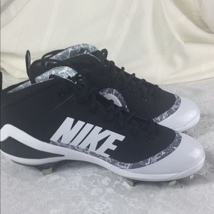 Nike Trout 4 Baseball Metal Cleats B/W Size 10.5